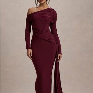 Elegant Burgundy Off-Shoulder Dress